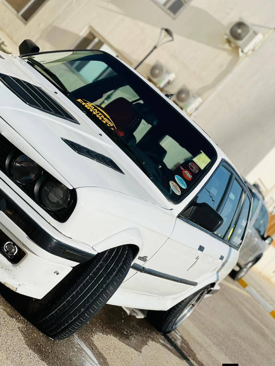 السلام عليكم

BMW E30 1990  استيشن 

325  مسكر فانوس 

كير عادي جاكتراك 260 

كلج براص 

اكسل قفل 8 براغي 

شورت شفت رياضي 

قبضه موستنك كاربون

صالنصات تفصال دبات كاتباك زوج ريمونت

كشنات M5  شوماه وجلد 

تغليف عازل حرارة ارضية وبيبان 

تبريد شغال 

رقم بغداد مشروع وطني بأسمي 

السعر. 50  وبيهه مجال 

للاستفسار  اتصل ***********
