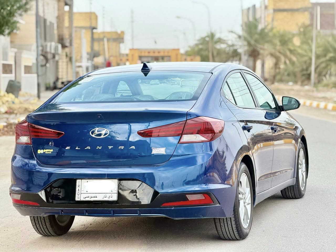سلام عليكم ورحمة الله هونداي النترا موديل 2020 وارد امريكي حادث دعاميه لامامي  بدون دواخل بدون ارباك هنا بلعراق صار بيها داير جاملغ الخلفي فقط حره مشروع وطني رقم ذي قار تحويل ثاني يوم نص فول مواصفات السياره 
1 شاشه + كامره 
2 رادار خلفي 
3 تحديد مسار 
4 رادار جانبي 
5 لايت خليجي لد نهاري + زنون 
6 داخل لونين رصاصي + اسود 
7ويل كب حجم 16 
8 دسك امامي خلفي 
ماشيه 80 حقيقي سياره جاهزه وجديده كلش العنوان الناصريه المركز السعر 125 وبي مجال الشراي ينتصل ويدلل موبايل // ***********
