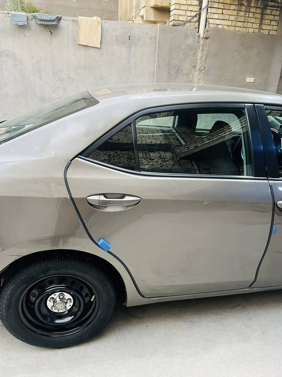 للبيع كورلا LE
السعر  ١٣٣   بي مجال بسيط
عليه غرامة ٦٠٠ الف توكع من سعر السيارة 

***********

موديل 2019 

بجم كبس

الون رصاصي غير محدد 

داخل رصاصي 

تحكم ستيرن 

تبريد وتدفى خير من الله

سيارة اقتصادية مكينه 1800 مرغوب 

تثبيت سرعه 

كاميرا خلفي 

تايرات جديد

حجر بلادي 

رادار بلادي توقف ذاتي 

مكينه كير بشرط 

ماشيه ٦٥  ميل 

ايرباك فقط برده

صدر امامي خلفي كله جديد

سونار ورقم الشاصي بلمنشور 

رقم بغداد   باسمي سنويه رقم جديد 

تحويل  ثاني يوم 

مابيها برغي نقص 

مكان السياره بغداد / الحبيبية

حادثة موجود بالمنشور
