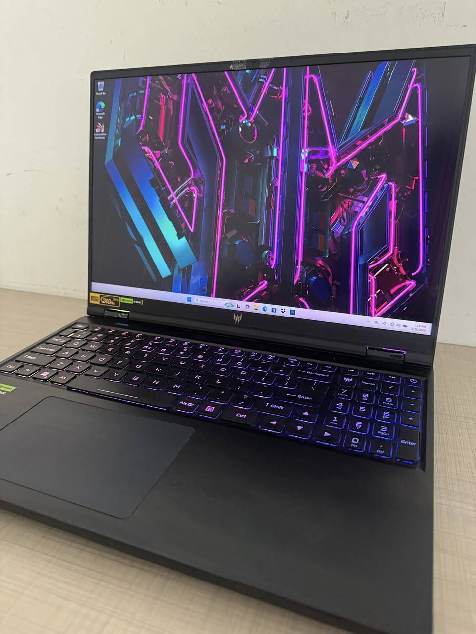لابتوب للبیع نضیف بدون مشکلە 

Acer Predator Helios 16S
Cpu: Core i9 - 13900HX (24 Core&32Thread🏁)
GPU: RTX 4070 (140WATT🔥)
Ram: 16 DDR5 5600MGHz (2 Slots empty🥶)
Hard: 1 Tera SSD NVME 
Display: 16” WQXGA(2560x1600) 2K+ LCD IPS 240Hz 
Battery 🔋: 90%
Keyboard: RGB 

سعر: میلیونین و ۱٠٠ الف و مجال 
توصیل موجود🚕


**إذا كنت صاحب هذا الإعلان وتريد حذفه لأي سبب، رجاءا أرسل رسالة إلى الدعم الفني**