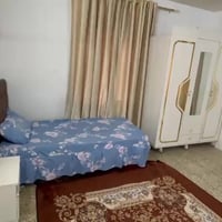 سرير ٢ • ميز مراية • دولاب صغير