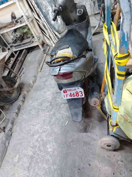 دراجا ماكس منغولي دراجة شغالة بس اني ابيع كوم حديد رايد الدراجة 250وبيها مجال التواصل على الواتساب ***********
