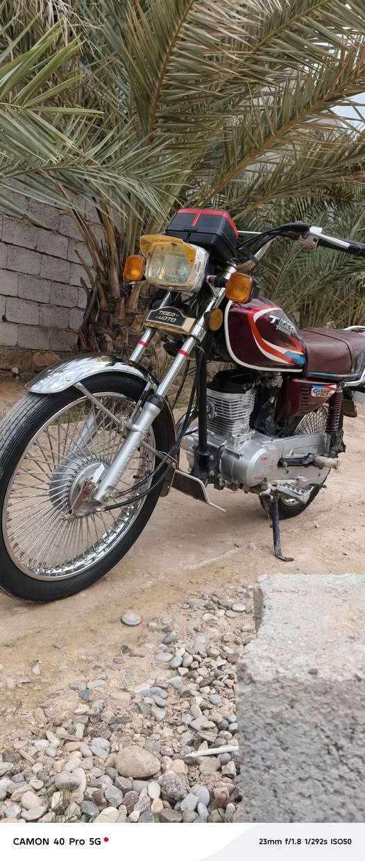 سلام عليكم ما طور للبيع موديل ٢٢ محرك ما مفتوح تشبول الكتروني كله علي بلاد السعر خاص ***********
