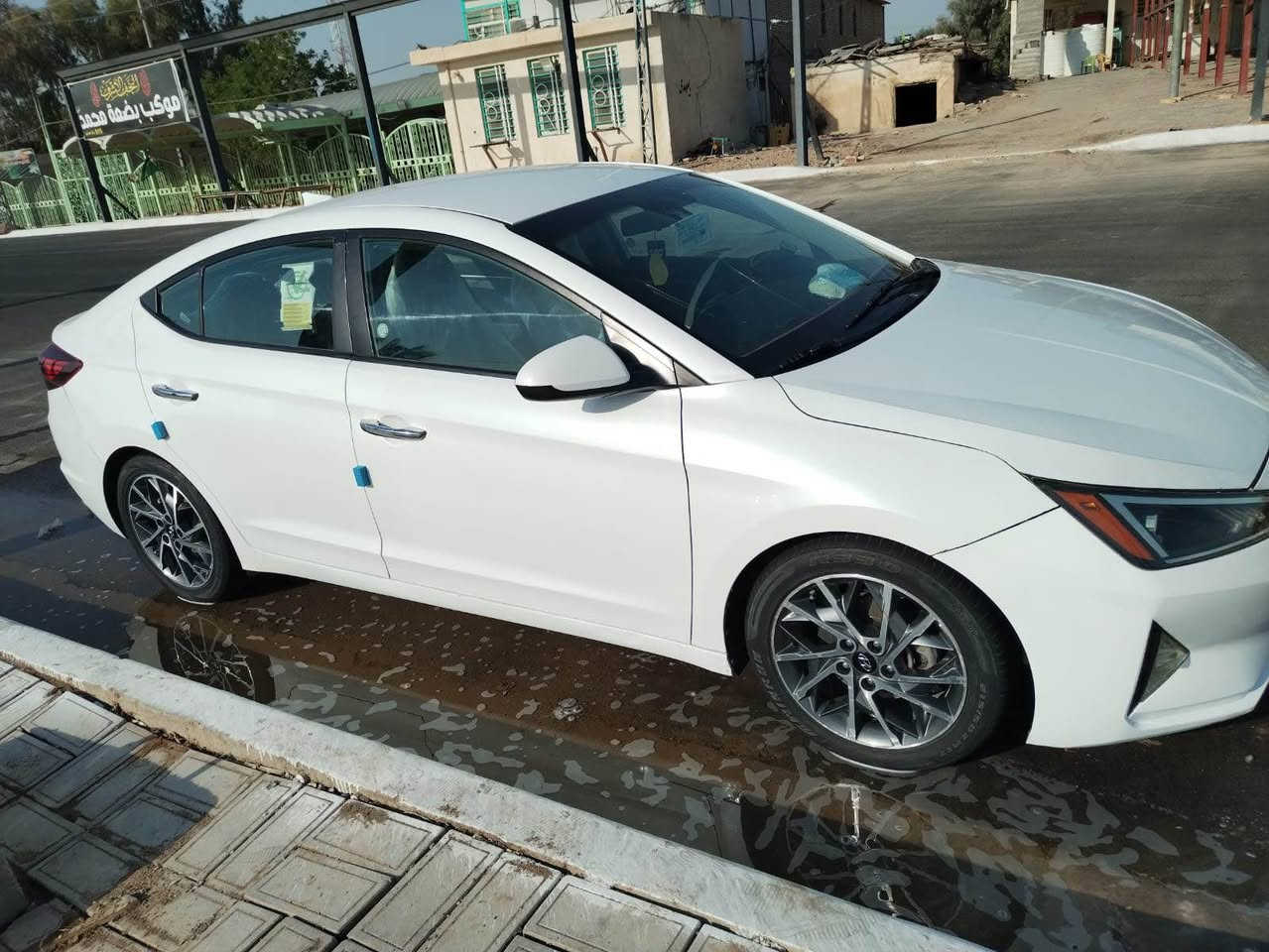 سلام عليكم النترا 2019 امريكي نص مواصفات حلوه ونضيفه مال جناي سونار موجود كدامك تجي وتفحص وشوف بعينك مكان السياره بغداد اليرموك رقم *********** بغداد, العراق
