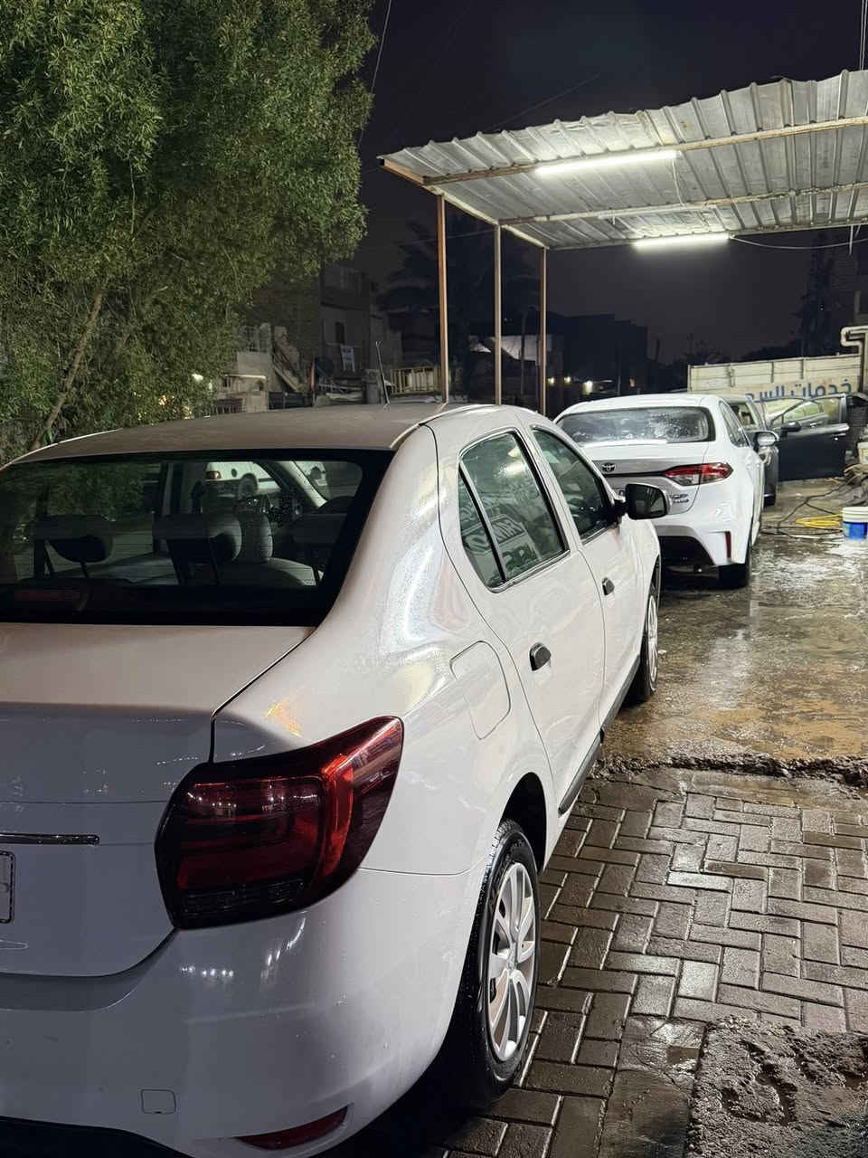 السلام عليكم رينو سمبل موديل2020 كامرة شاشة تحكمات
السيارة باسمي زيرو ماشيه 2000 فقط مكفوله من كلشي محد صاعد بلصدر😂😂😂
وسعرها كلش مناسب للجناي واليعرف بيهم..سعرها 100..شده  وبيهه مجال بسيط..***********
مكان بغداد الكرخ
