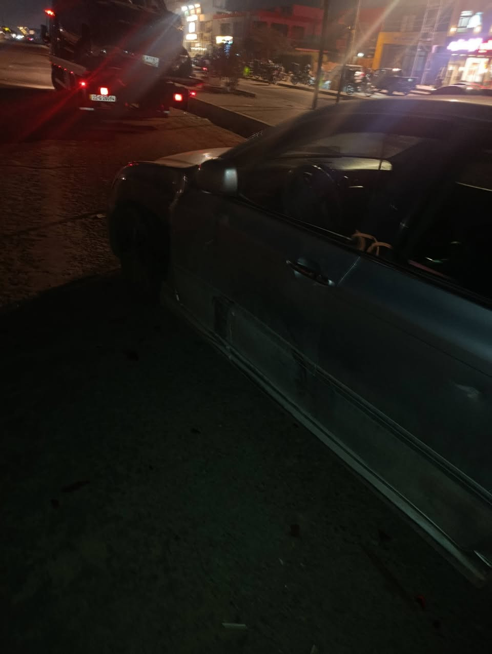 سلام عليك سياره شاهينه للبيع مديل 2004السياره كفاله سابقن بدون كص ابيع على ضربتهة سياره دكمتين شاصي 82سياره شغاله تمشي سياره مداور ثاني يوم هزه بعدهي ما صاقط الشراي يتصل علا الرقم ***********
