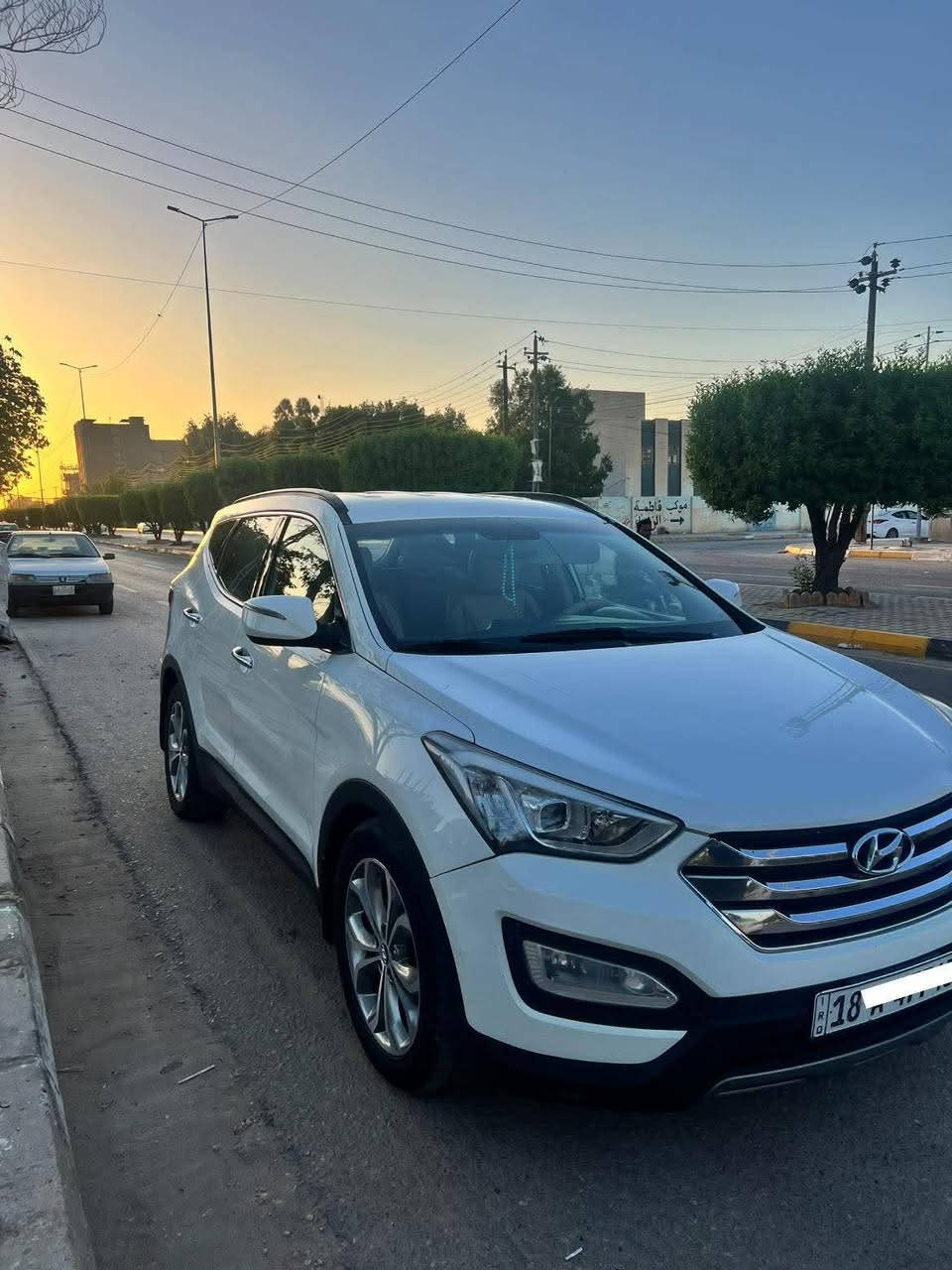 السلام عليكم 
سنتافي 14 خليجية كفالة 
محرك 6 سلندر V6
رقم بابل بأسمي هزة ما منتهية 
سنتويتها لل2030
باتري جديد تبريد خير من الله
داخل بيجي 
دوشمه ارضيه وكشنات جلد 
 كامرة خلفية
 تحكمات ستيرن
تفاصيل السيارة موجودة بالسونار 
السعر _ 158
مكاني بابل _ حلة 
للأستفسار 
***********
***********
