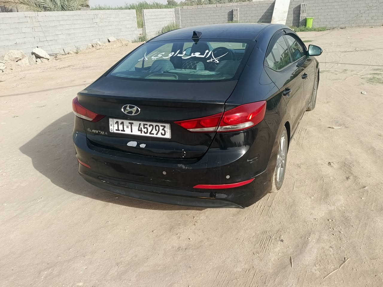 النترا 2017 وارد  امريكي
-حادثهه باب  و جاملغ و
-وبنيد  بدون دواخل

-السيارة رقم بغداد  بأسمي شخصياً
-محرك 2000 دوش
-گير +محرك+ تبريد كفالة 
-3 انظمة قيادة
-كامرا دوارة
-شاشه ويل كب 

*السعر 105وبيهه مجال بسيط 
* مكان السيارة كربلاء
 للاتصال ***********
