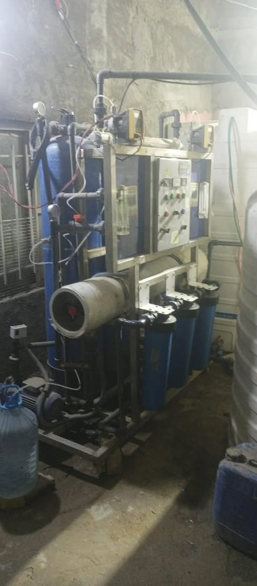 السلام عليكم محطه ماء ارو للبيع انتاج 1000 لتر في الساعه شركه المنار استخدام يقل عن ال 4 اشهر مع 2 تانكيات واحد 5 الاف لتر واحد 2 الاف لتر  للاستفسار *********** العنوان بغداد البلديات.مكلف بالنشر !!!
