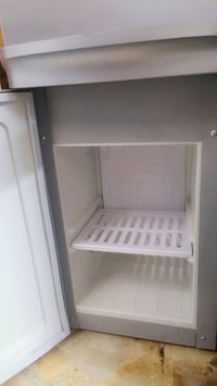 براد الوادي نظيف جداً ب100 وبي مجال 07713317998