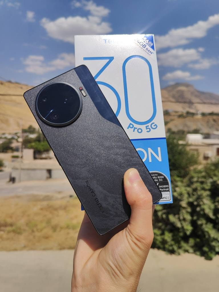 Tecno Camon 30Pro 5G
 فرۆشتن و گۆرینەوە
                                       نرخ  260 هەزار قفل
 %٩٩خاوێن و بێشوخت 
کامل ئەشیا (کارتۆن+کەڤەر+کەلەی شەحن) تەنها وەیاری لەگەل نیە
 قەبارەی ڕوونما : "6.78
جۆری ڕوونما : AMOLED
نوێبوونەوەی ڕوونما : 144Hz
ڕام : 12GB+12
بیرگە : 256GB
چارەسەرکەر : Dimensity 8200 Ultimate
pubg:90_120  fps
 کامێرای سەرەکی : 50MP.  ڤیدیۆ  4k .60fps
 کامێرای سێڵفی : 50MP. ڤیدیۆ 4k.  60fps
 پاتری : 5000mAh
 توانای بارگاویبوونەوە : 70 وات فاست جارج

*********** دخان, السليمانية
