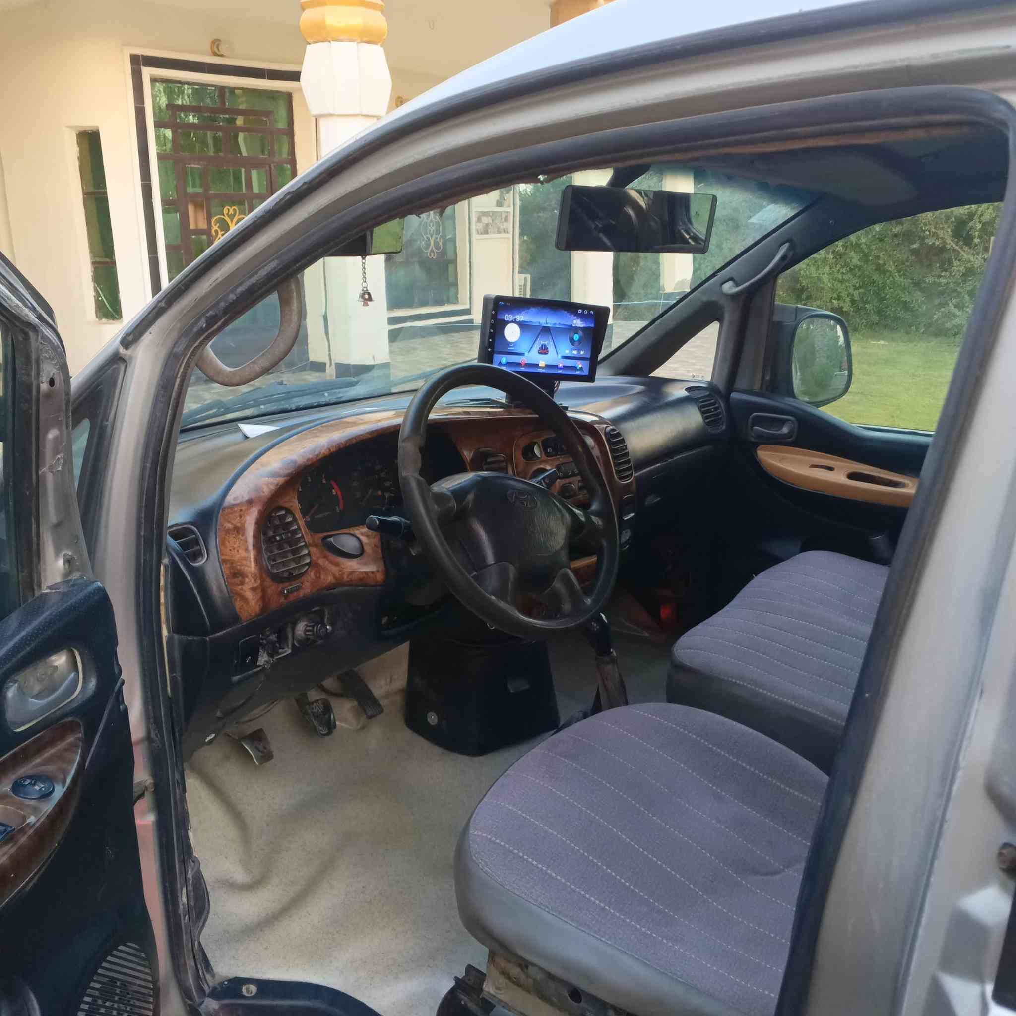 السلام عليكم للبيع موديل 2002 ستاركس جير ومحرك او مراوس حسب القناعه فتون جنبي بريجو 55 سعرها سنويا 30 سياره باسمي انجليزي ***********
