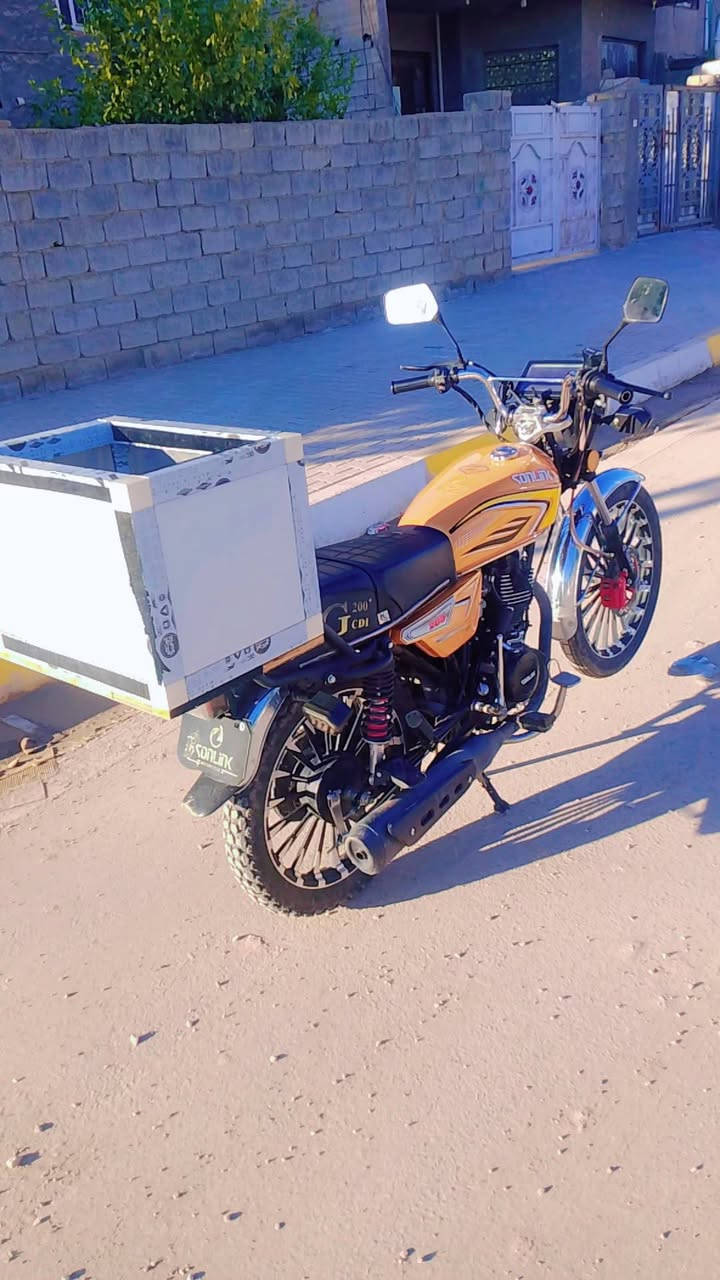 سلام عليكم دراجه سيفان لبيع موديل.  25/ دراجه حلوه اي نقص مابيهه بفط لشاشه ما تشتغل غير شي ما بيهه اوراق موجوده   السعر.  800/ التصال على الرقم /***********
