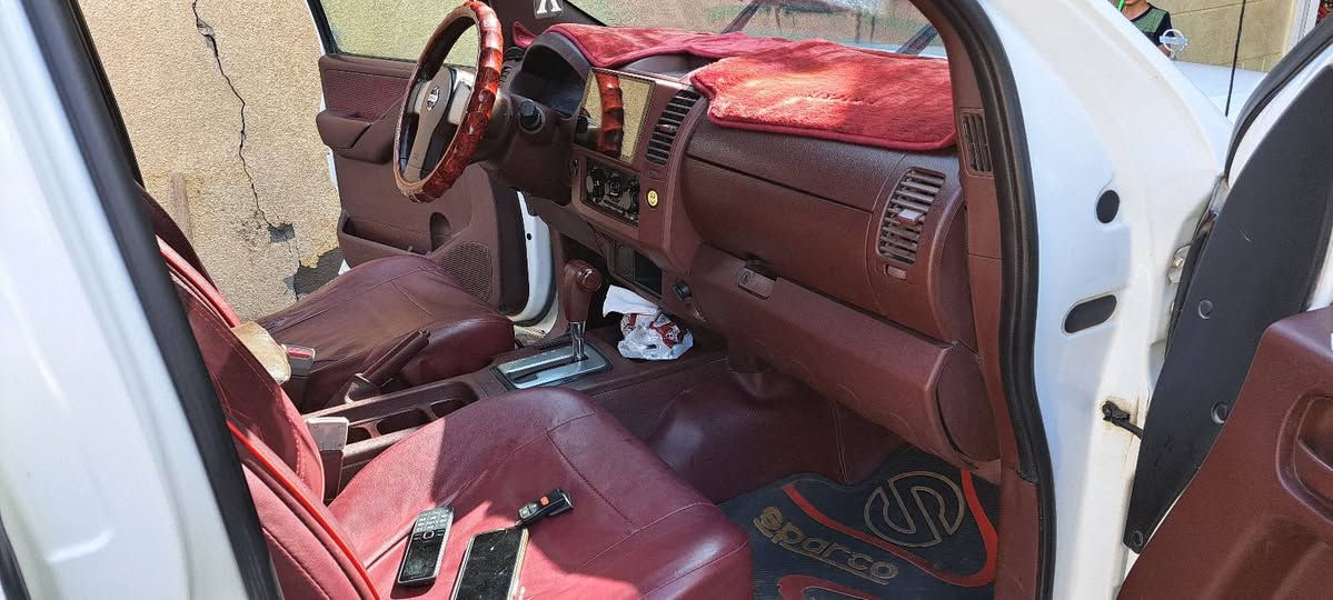 السلام عليكم من رخصة الادمن للبيع نيفارا اوتماتيك مكينه ممفتوحه رقم بغداد بسمي مكفولهاسعر ١٠٥ وبيها مجال ***********
