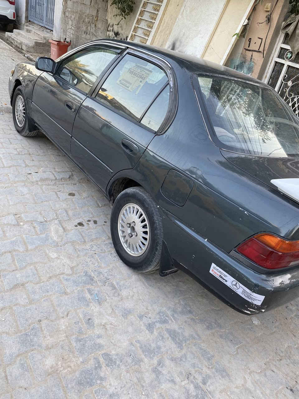 السلام عليكم للبيع سياره كورلاه مديل ١٩٩٢ سياره نضيفه عل البلاد مكينه كير باكيت حداديه نص عمر السعر ٤٥ سياره خير من يم الله سنويه مجدده   *********** مكاني نجف
