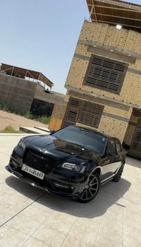 كرايسلر 300s • ٢٠١٩ • كندي