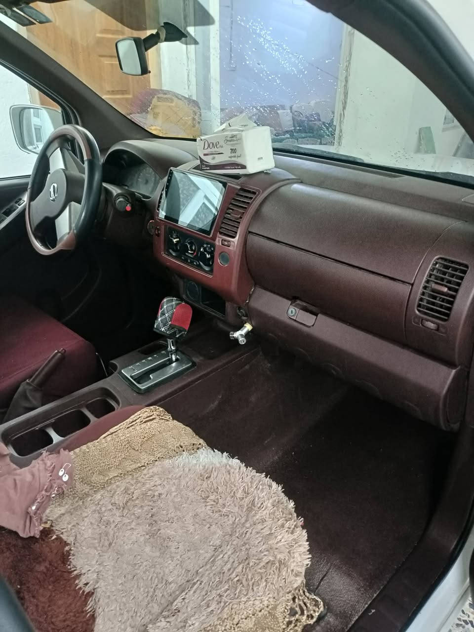 نيفارة 12 محرك مفتوح تجفيت على ايدي كير خير من الله  بيه تعمير بالبدي الجهة اليمنى سيارة كاملة كهربائيات تبريد  جيد جدا ، داخلة هزة السيارة باسمي السعر 95  بغداد شارع فلسطين موبايل 
*********** غير متواجد على الفيس .
