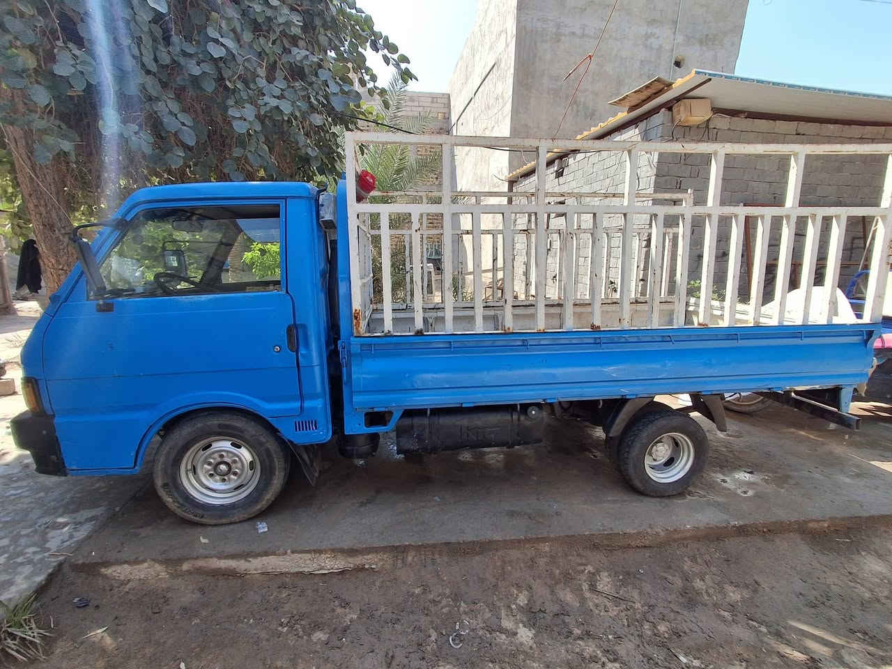 السلام عليكم بنكو تك ثمانيه جنكال للبيع سياره خير من الله ***********
