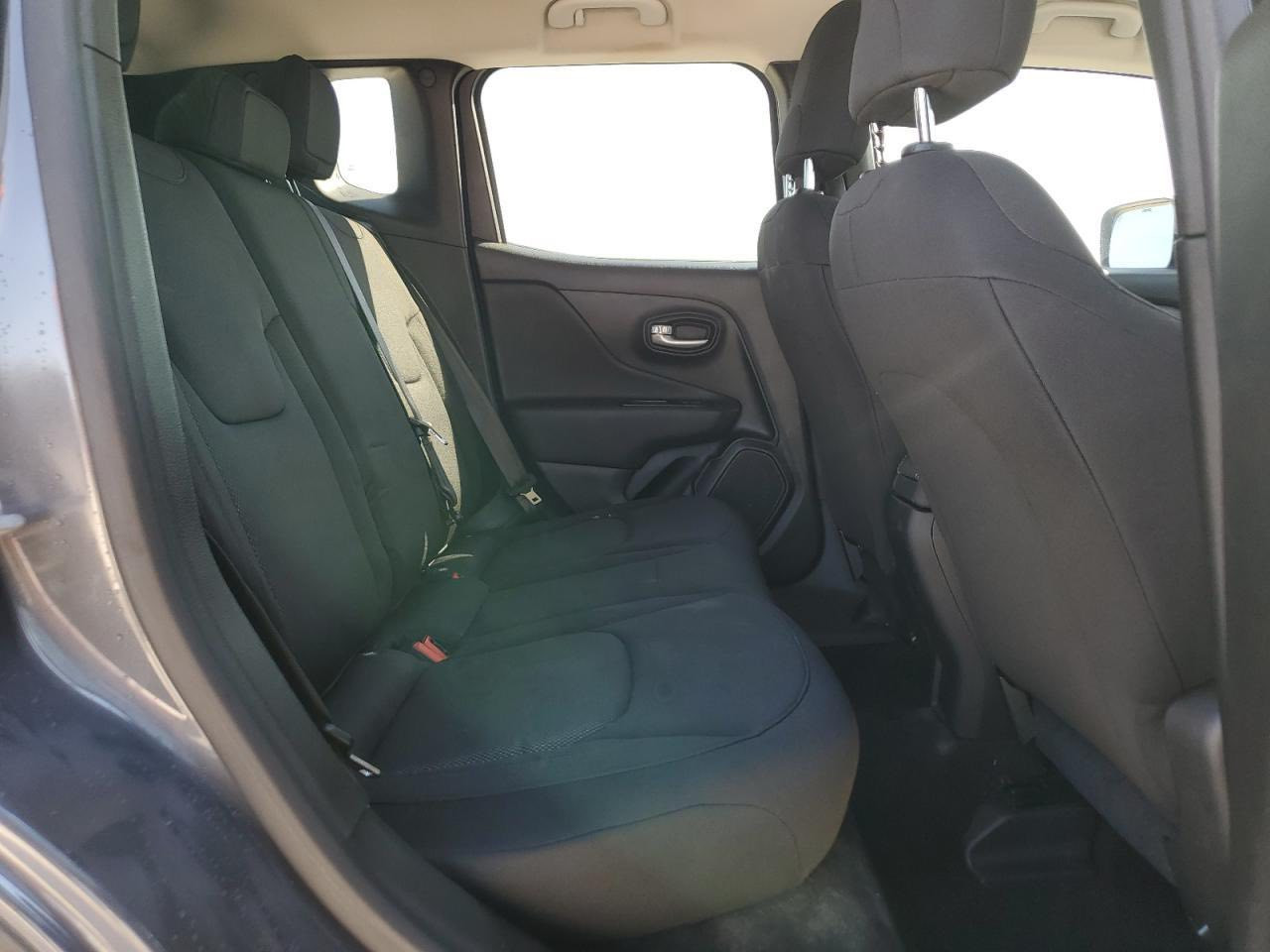 من رخصه الادمن
جيب رنكيد 2023 رقم بغداد بسمي سياره بعدها بكتلوكات الشركة كفاله عامه من حادث وسرقه وغرق 
شرط السونار مكاني حله رقمي *********** السعر ب 145 ترهم مراوس
