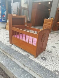 تخت طفل • درجة أولى • حي السكر