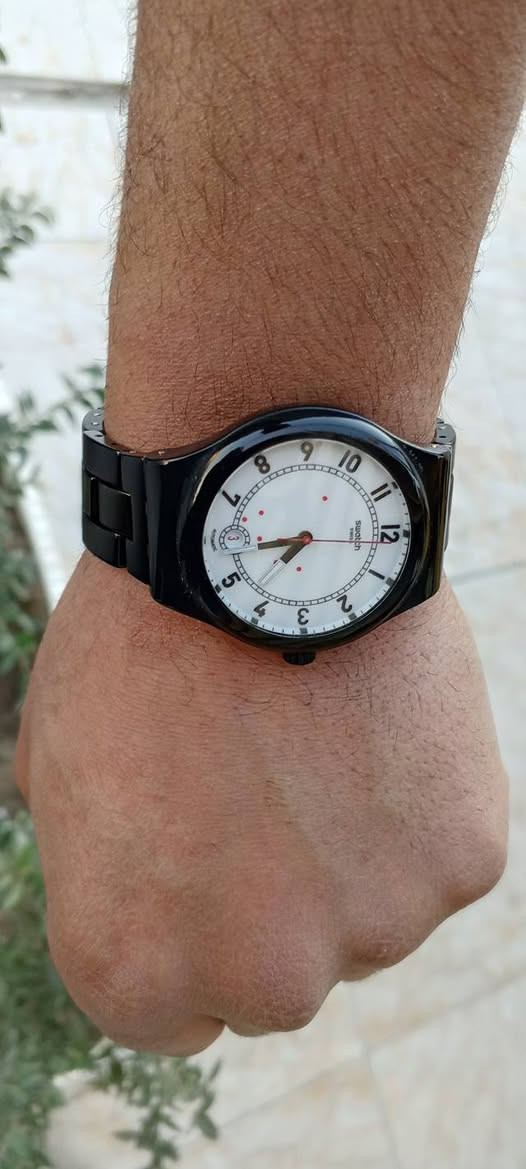 السلام عليكم..
اسواچ سويسري اصلي ... اعلى فئات الاوتوماتيك..قطر 43..
النظافة جدا عاليه .. منفذ شهري..
السعر 95 الف 
توصيل جميع المحافظات


**إذا كنت صاحب هذا الإعلان وتريد حذفه لأي سبب، رجاءا أرسل رسالة إلى الدعم الفني**