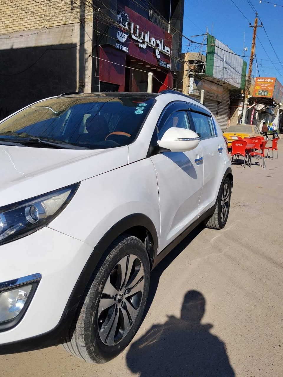 السلام عليكم كيا سبورتج خليجي موديل ١٢فول مواصفات رقم اربيل بسمي السعر ١٣٣بيه مجال مكان السيارة بغداد الشعب رقم *********** موجود واتساب
