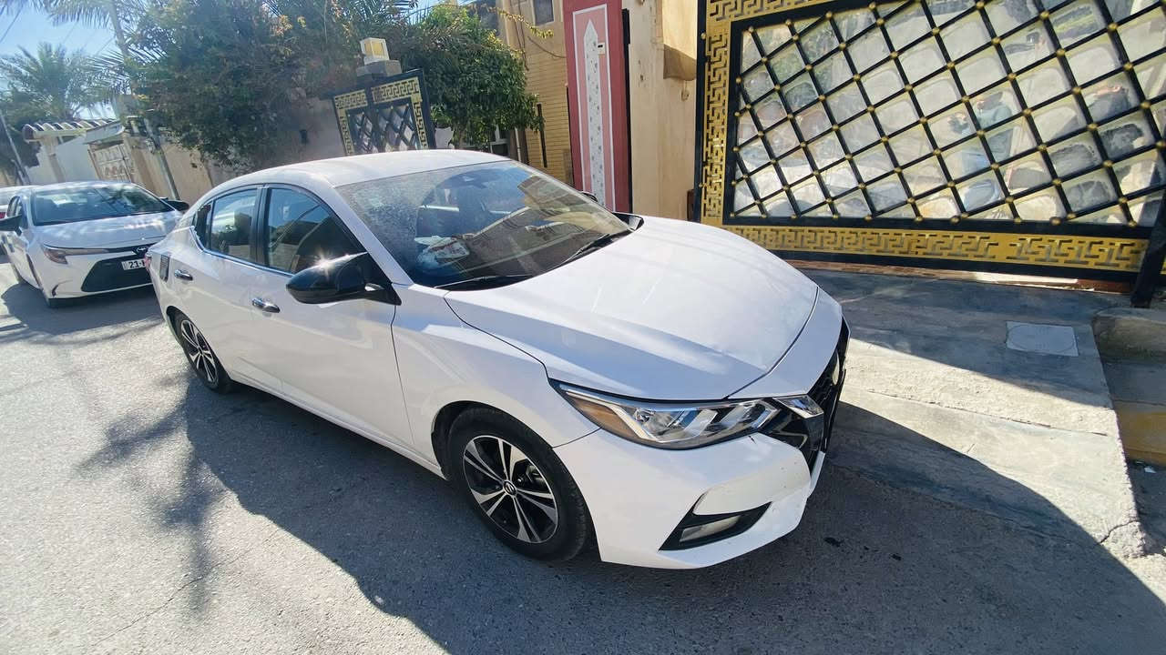 نيسان - سينترا
Nissan Sentra SV 2022

وارد أمريكي 🇺🇸

⚙️محرك 4 سلندر 2.0L

مواصفات SV 
▫️شاشة كبيرة
تدعم Apple CarPlay, Android Auto 
▫️نظام فرملة طوارئ تلقائية 
▫️نظام تنبيه حركة المرور الخلفية 
▫️نظام تحذير مغادرة المسار
▫️كاميرا خلفية 
▫️تحكم ستيرن
▫️رادار امامي خلفي
▫️حساس
▫️ويل كروم

▫️الضرر موضح بالصور والسونار

رقم سليمانية 
مكان السيارة ديالى 

ماشية 50 ألف 

السعر 13.500💲 

للإستفسار 
*********** إتصال أو واتساب 
السعر 135💲
