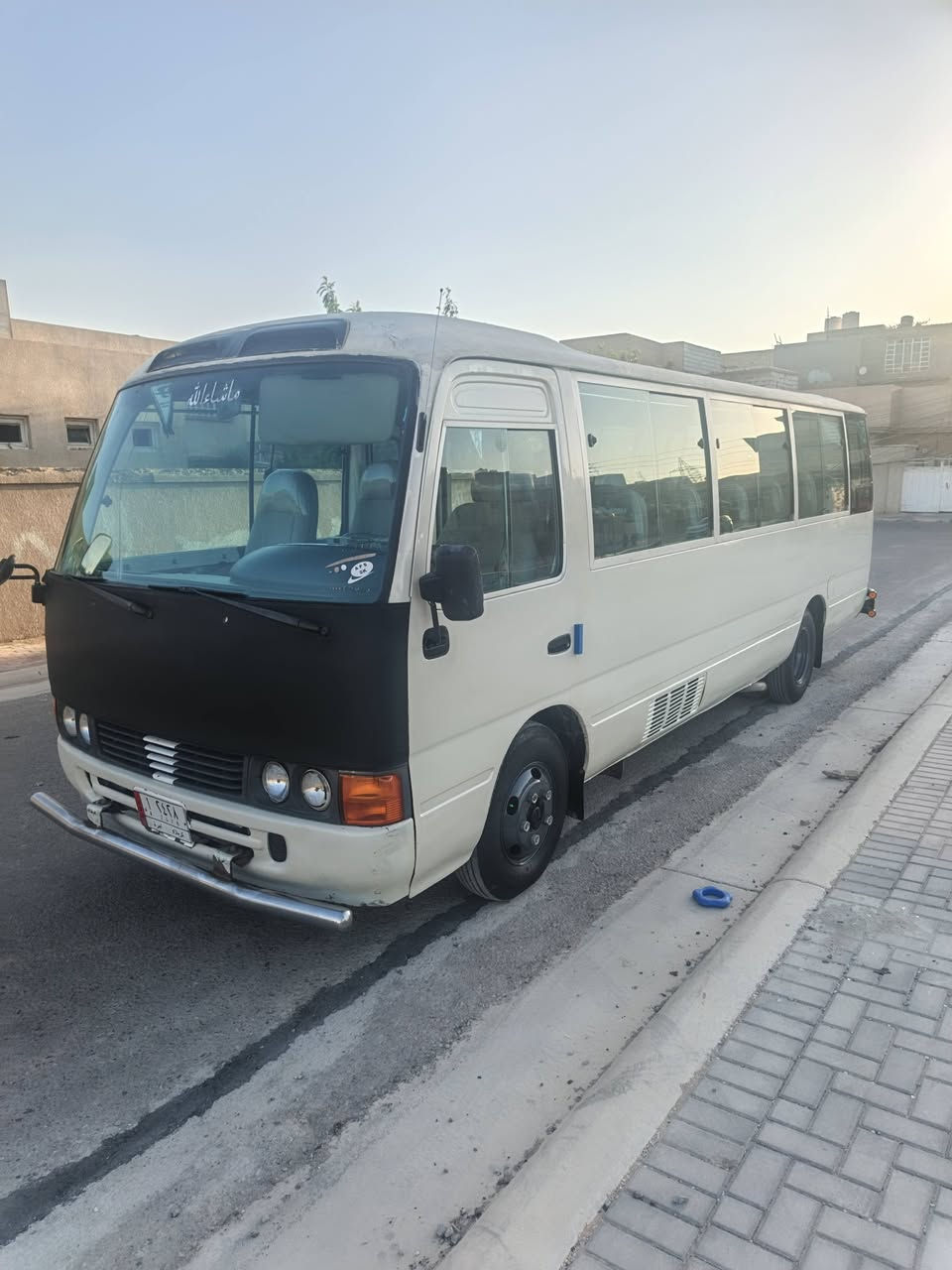 سلام عليكم سياره كوستر ناصيه مديل 2002مكينه كير حداديه تخم تاير اكسل كله جديد مكينه كاز ميكانيك فول تبريد ثلج سنويه لل 27مكان كربلاء ***********
