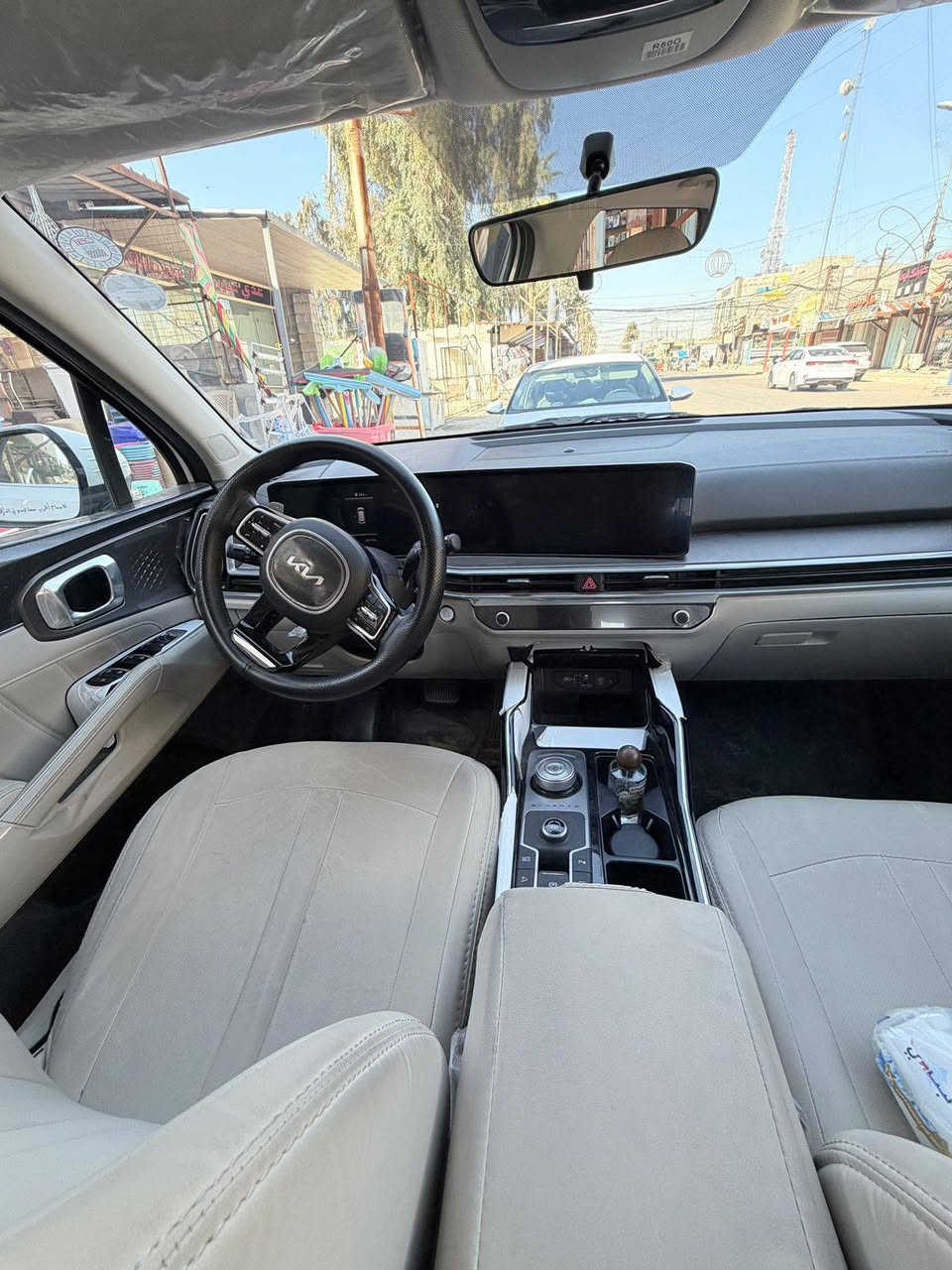 سورنتو 24 
6 سلندر بانروما ماشيه 32 الف 
السعر 315
***********
