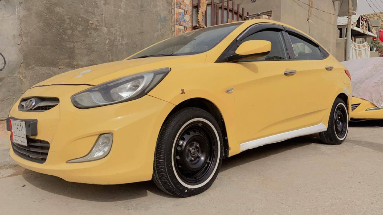 اكسند مديل 2013
سياره جاهزه هيئه غرامات مصفره مكينه كير تبريد جديده السياره بمعنه الكلمه السعر 77وبيها مجال قليل كلش 
مكينه 1600 
***********
