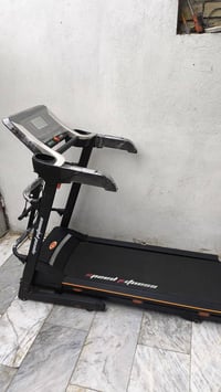 عندي جهاز جري البيع استخدام شخصي بعدة كلش نضيف والصور كدامكم سعرة 145 ...