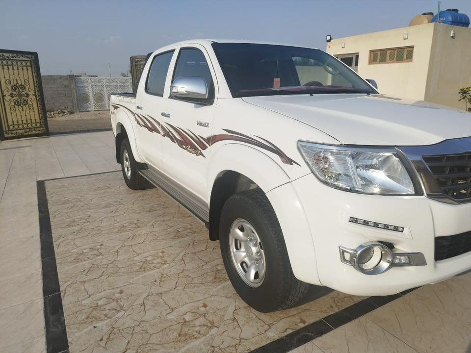 السلام عليكم 👋🏻
بيكم هايلكس فور ويل رقم واسط الجديد

انكليزي باسمي

سياره كفاله 

كير عادي كازززز 

موديل 2014 

السعر 185 بيه مجال قليل

العنوان البصره - سفوان 

0786 611 5811
