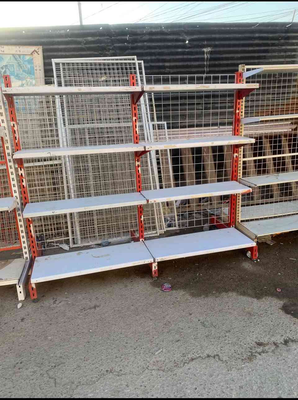 للبيع سفن تجهيز محلات الاتصال *********** وتساب العماره ميسان
