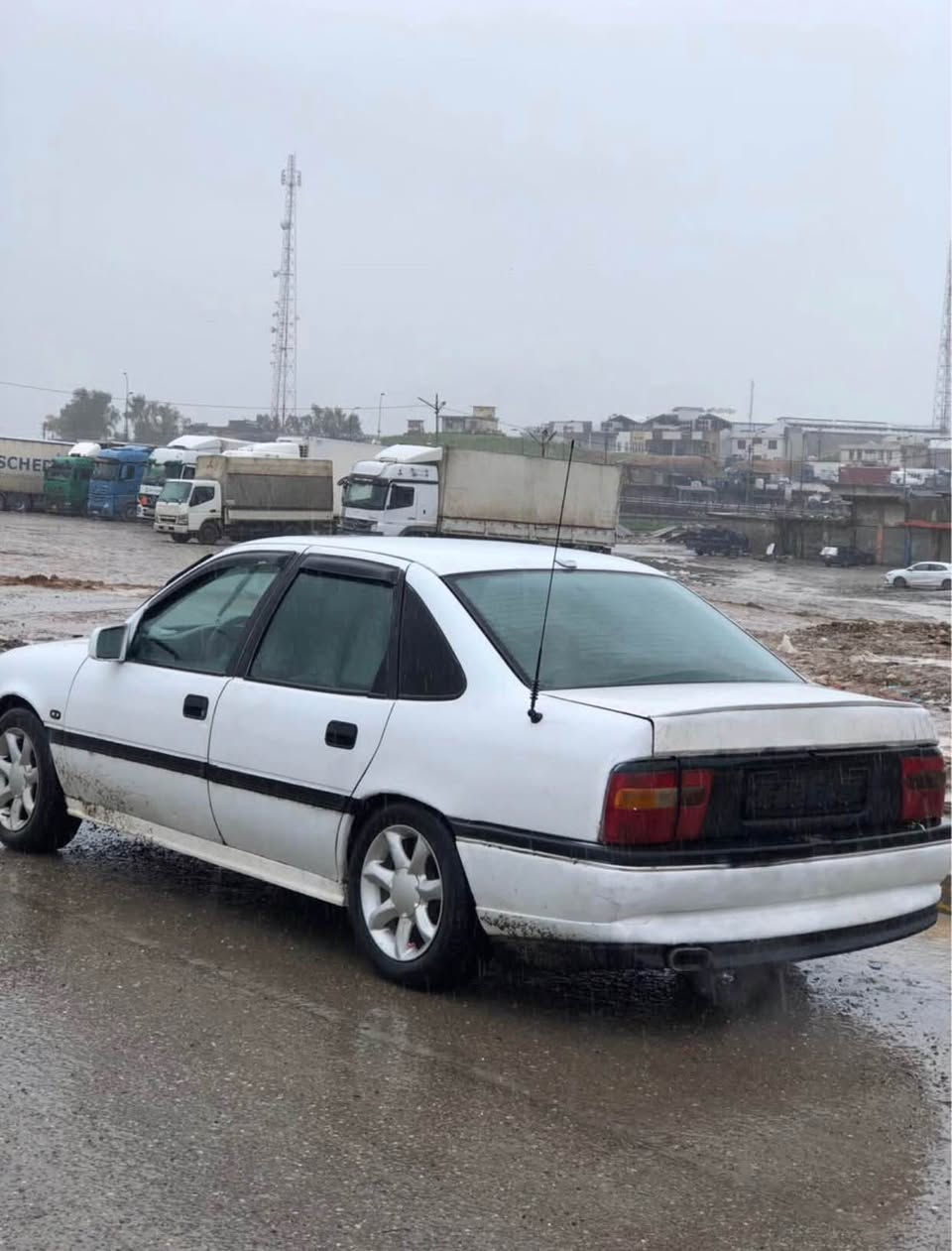 ئۆپل ڤیکترا مۆدئل ٩١ کرایتە ٩٥مەکینە ١٨ تا بلئی خاوئنە و نموونەیە ئارم پلاستیک سلئمانی  بۆ زانیاری زیاتر *********** واتساپ شقلاوة, أربيل
