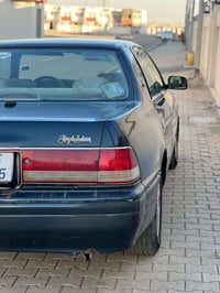 تويوتا كراون • ١٩٩٥ • نجف