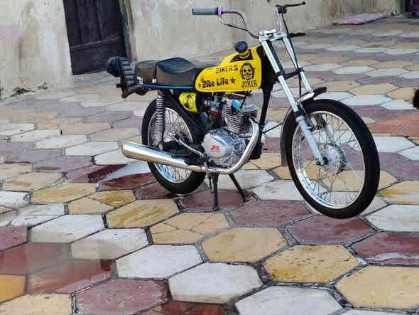 سلام عليكم دراجه للبيع دراجه حلوه مكينه 23ول باقي 25مفتوحه بس ولفات
مكان ناصرية سيد خيل وسعر بلاش 450وبيها مجال  كلك كلك كلك ***********
