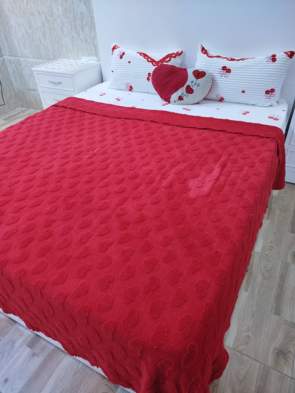 ✨ سند لخياطة المفروشات ✨
تخصصنا بتفصيل وخياطة أجمل المفروشات بلمسة عصرية وجودة عالية 🌹
✅ أقمشة مختارة بعناية
✅ تفصيل حسب طلبكم
✅ شغل دقة وأناقة

📞 للطلب والاستفسار: ***********
