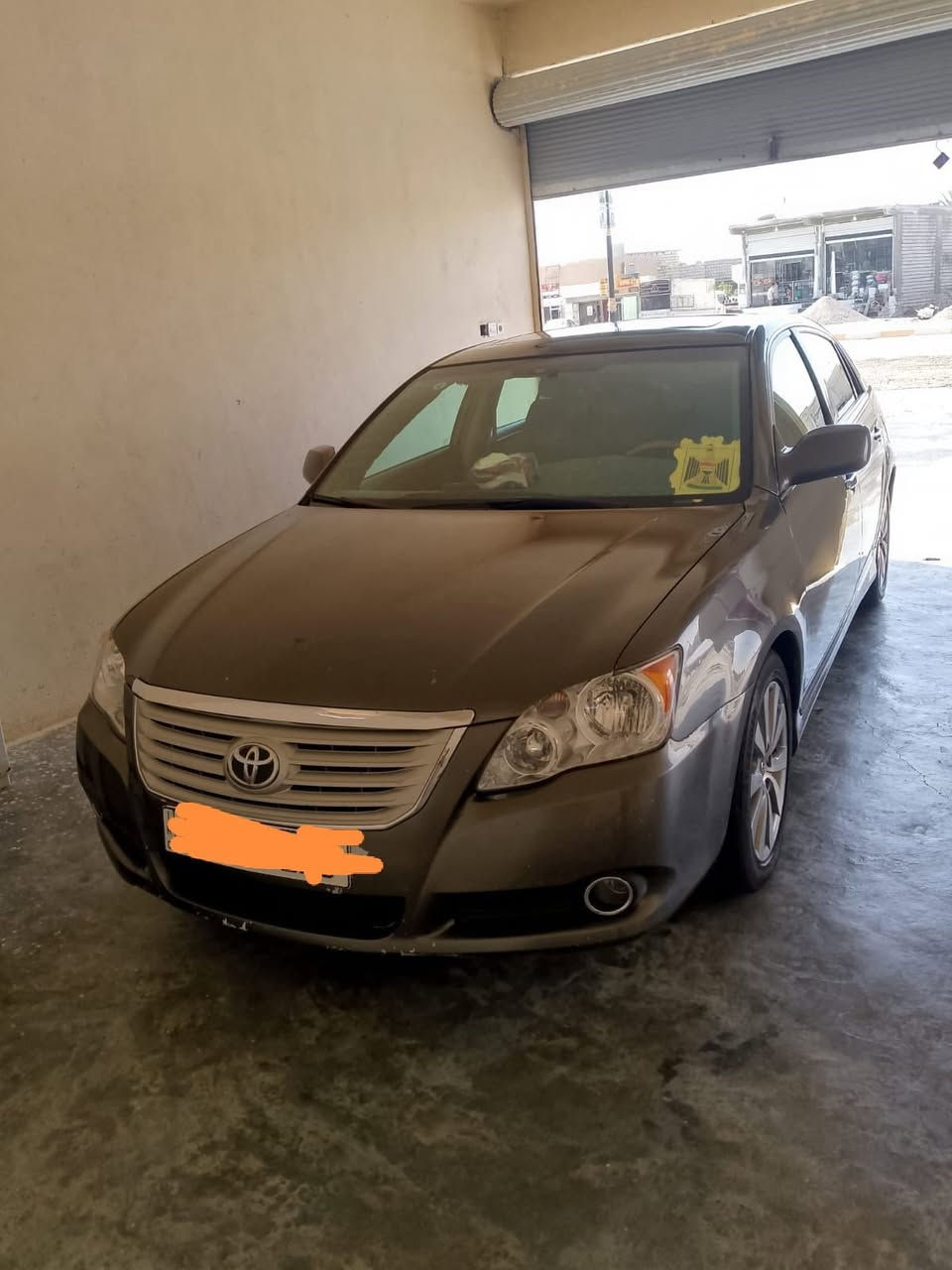 السلام عليكم
افلون 2007 محدث 10 
تبريد تدفئة 
كهربائيات كامله
لون فيلي مصبوغه جماليه توحيد لون 
رقم بغداد الجديد
السعر 110$ وبيها مجال
مكاني بيجي الحجاج
***********
***********
