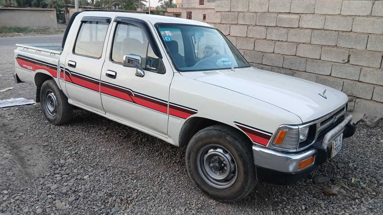 السلام وعليكم 
بيكم للبيع دبل موديل 1990 رقم بغداد انكليزي 
صبغ حزام جمالية 
السعر 60 بي مجال المكان الضلوعية 
***********
مكلف بالنشر
