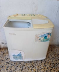 غساله نضيفه نوعيه كونكا شغال السعر 40 الف وهاي رقمي 07703713464