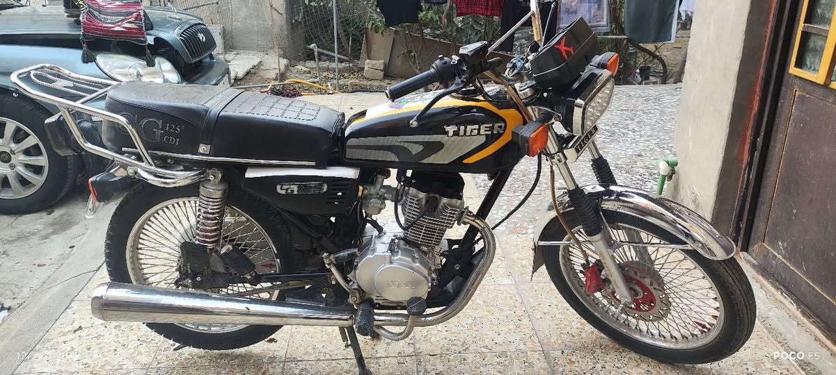 سلام عليكم تايكر موديل 2024اوراق اوصولي دراجه نضيف تجي تشوف وبيك خير وتدلل كربلاء  طوريج حي الجمعيه السعر 650وبيه مجال ***********
