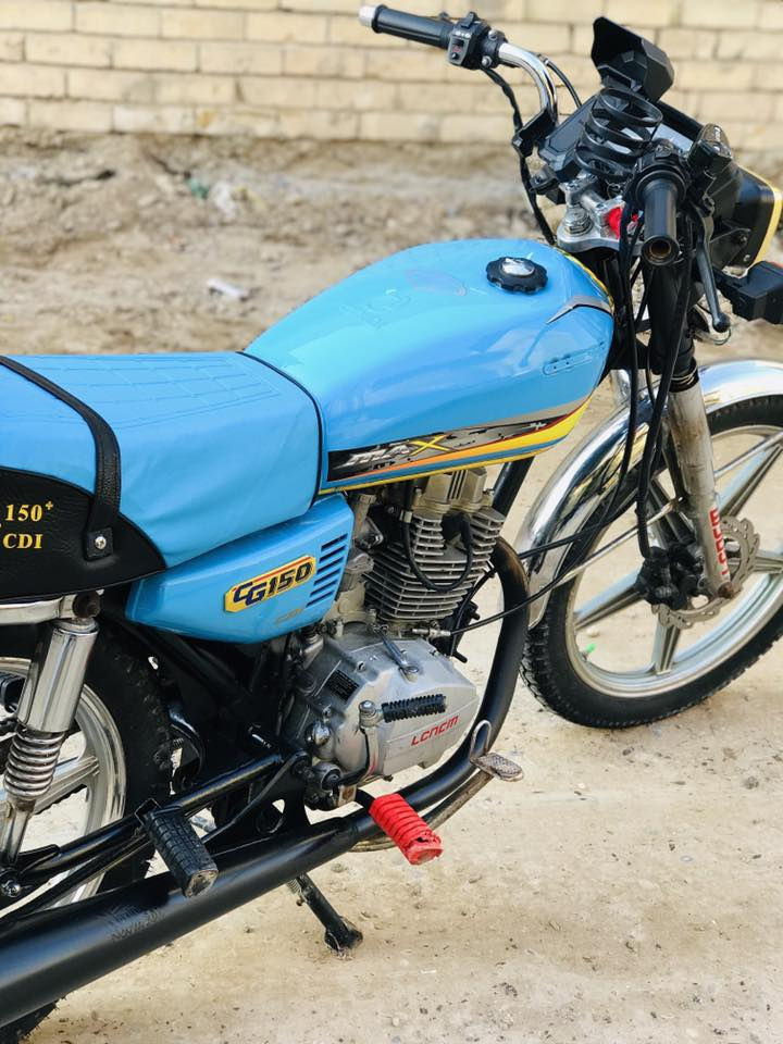 سلام عليكم دراجه لونسون جاهزه من كلشي تعمير جديد كله عام معمره سعرها ٦٥٠ بيها مجال بسيط مكاني الرئاسه مال عبيدي رقمي *********** متواجد واتساب وماسنجر وخط
