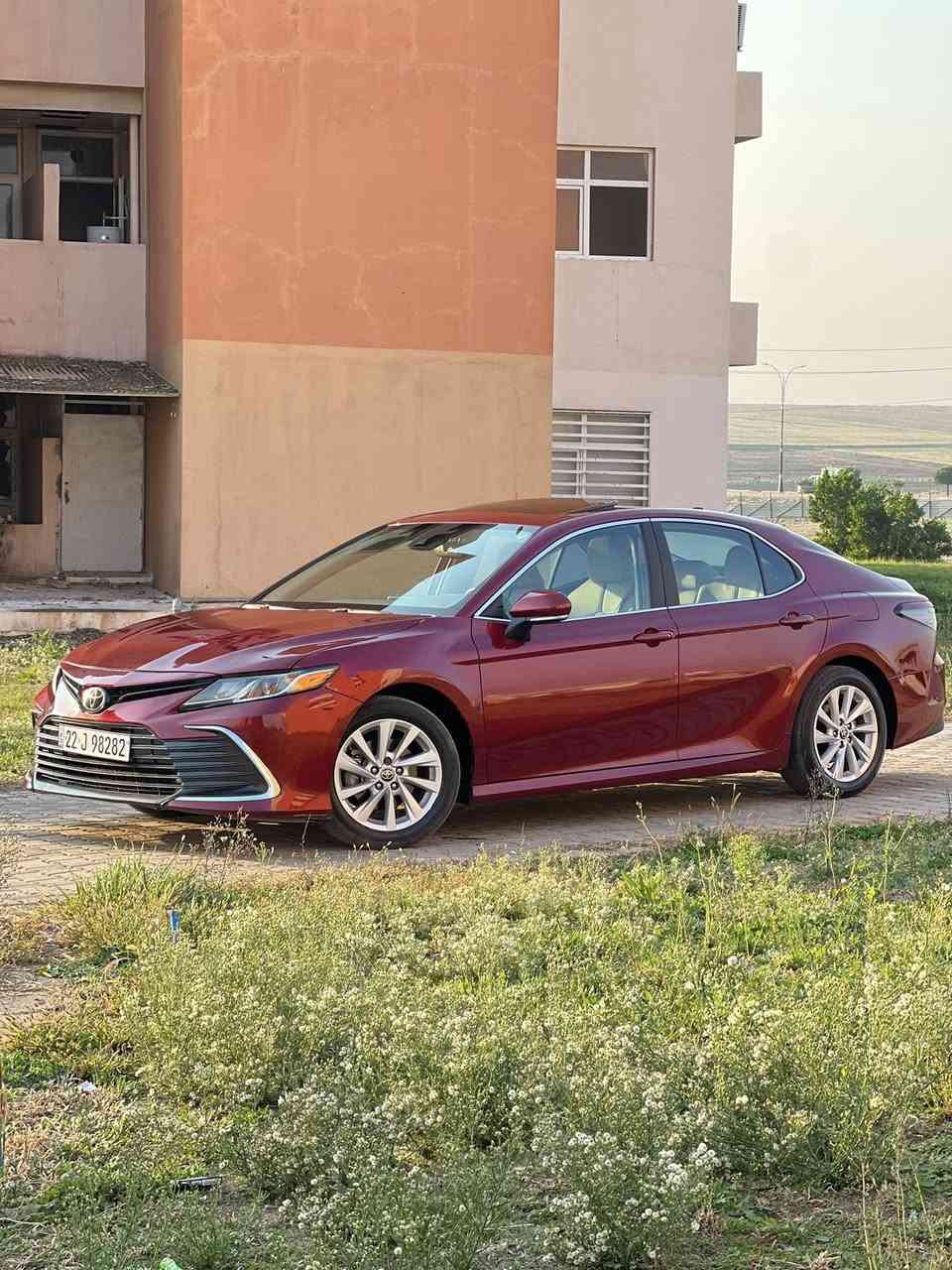 تويوتا كامري محسن سيلايت   2022 le 🔴🚀
فول داخلي اصفر 
السعر : 188 و مجال
سياره نسبه نظافه 💯 ‎%‎
الضرر :  فقط ربع بونيد +3 قطع بخ بدون دواخل وبدون ايرباك ایرباکات کلها شرکه
حجر صالنصه رادارات بيلادى 
الشواصي و دواخل كلهم سليمه 
‏Eco _  Normal _ Sport 
مواصفات : 
بصمه
تشغيل عن بعد
دبل ايكو 
شفتات بل ستیرن
كشنات كهربائي 👌
کشنات جلد
شاشة 📺
كاميرا 📷
تحكمات ستيرن و تحديد سرعه 🔘🔘
رادار 🛣
لايتات زينون LED
ويلكب 👌
نظام توجيه السيارة بين خطوط الطريق (تحديد مسار)
محرك ٤ اسطوانات (سلندر)
كير و محرك بشرط بدون ادنى خلل 
للاستسفار الرجاء اتصال و مراسله واتساب
شراى يتصل عل رقم:*********** وتساب
