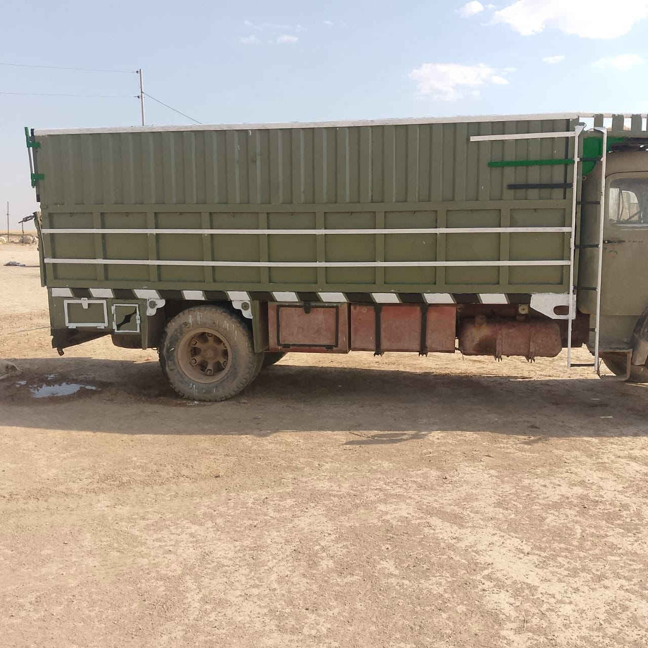 بودي ابوردين اللبيع
نضيف كيربي ونجمه
تقبيطه وتاانكي كاز كامل
المكان الموصل تل عبطا 
سعر ٢٥٠٠
رقم تيلفون*********** @ابو سعدون الشمري
