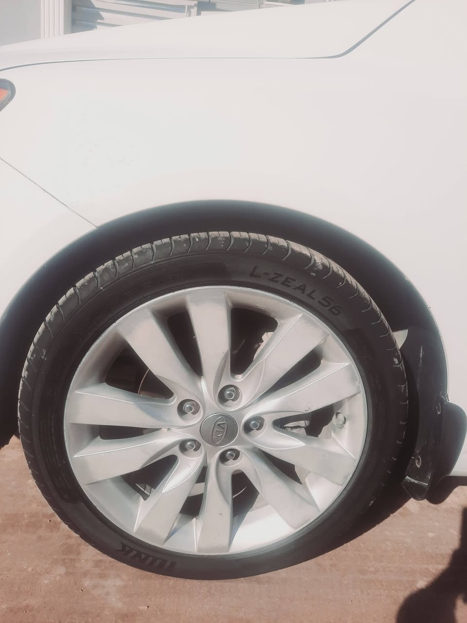 السلام عليكم  سياره سيراتو 2013 مكفوله كفاله عامه رقم اربيل فول مواصفات سياره جديده احلى من الصور سياره ما متعوبه السعر 110 ةبيه مجال  للاستفسار الاتصال على الرقم التالي ***********  
مكان النجف الاشرف 
ناحية الحيره
