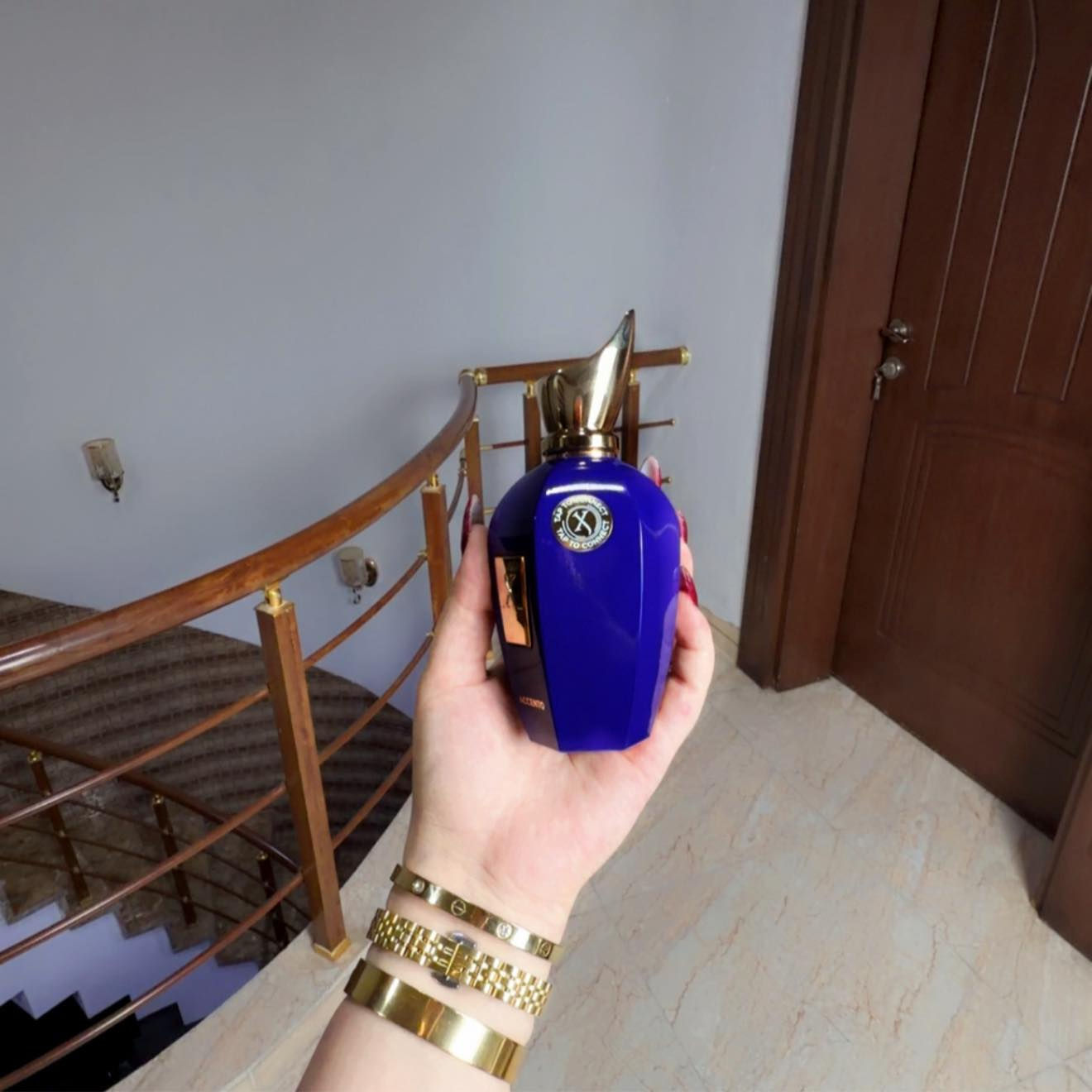 للبيع عطر Xerjoff Accento (البنفسجي) Unisex لجنسين 💜🪻
عطر أصلي 100%
الحجم 100ml يجي ويا البوكس الأصلي

الحالة: شبه جديد
مشتريته من أسبوع فقط
مستخدمة منه تقريبًا 30 رشة

سبب البيع
العطر ثقيل بالنسبة إلي ويسبب صداع احس ما يناسبني
السعر: 320 ألف


**إذا كنت صاحب هذا الإعلان وتريد حذفه لأي سبب، رجاءا أرسل رسالة إلى الدعم الفني**