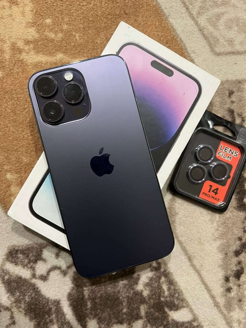 السلام عليكم للبيع ايفون ١٤ برو ماكس ذاكره ٢٥٦ كله شرط جهاز شخط مابي دبل سيم نموذج  AAZ
***********
