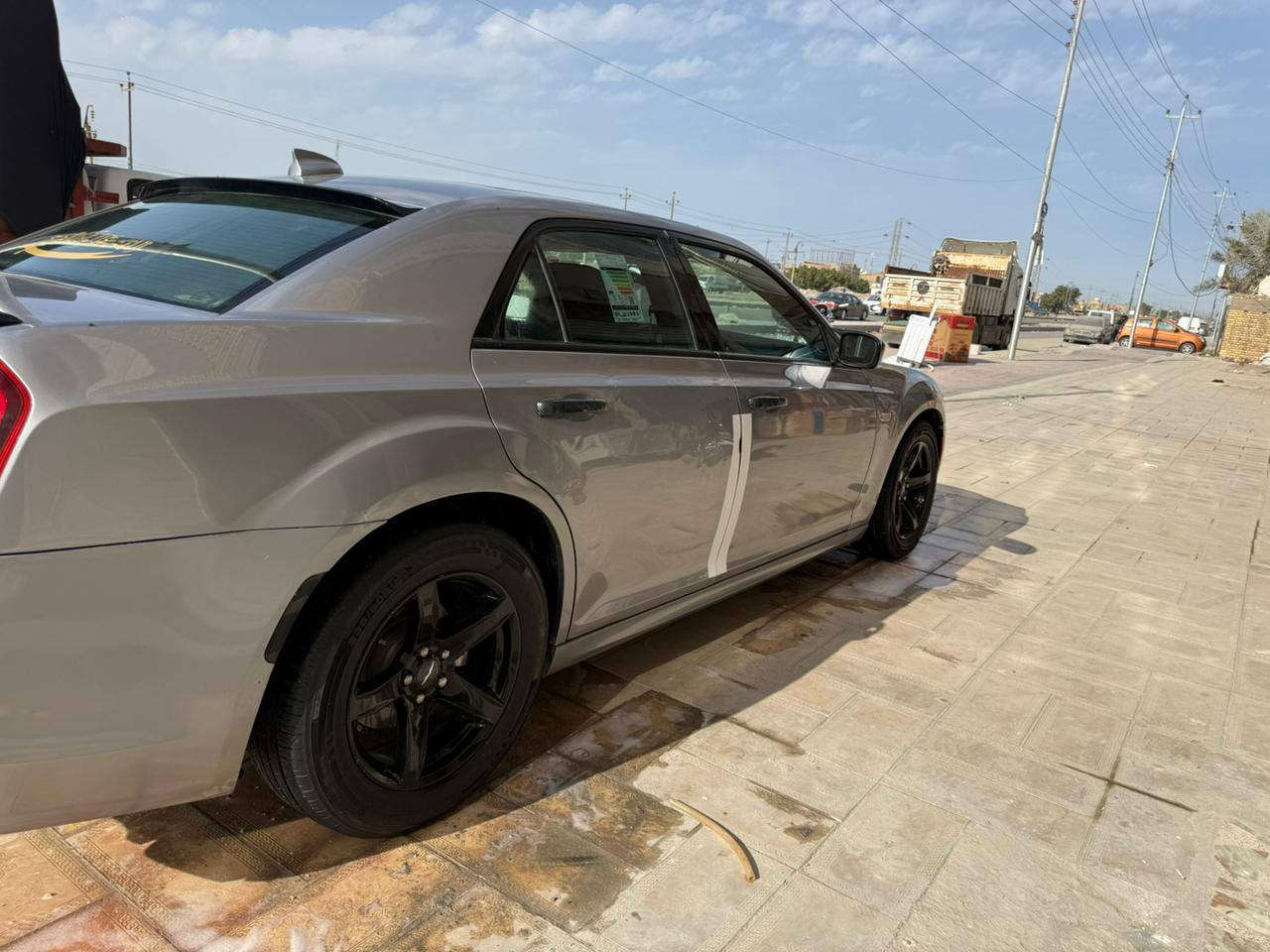 سلام عليكم اوباما للبيع سياره جاهزه مكينه كير حداديه تبريد تخم تاير مديل ١٥ -١٩ رقم انبار بسمي 
اي استفسار *********** المكان ناصريه ناصرية, ذي قار
