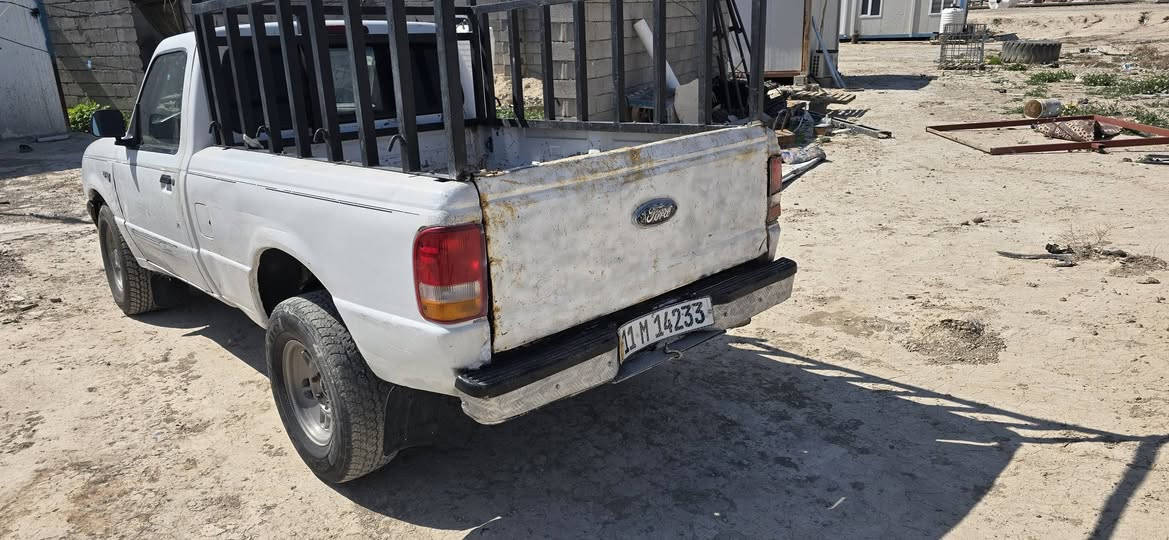 فورد رانجر  موديل ٩٧ رقم بغداد الدولي الجديد هزة جديدة السيارة سنويتهة ٣٣ التحويل ثاني يوم  السيارة محرك ٢٥٠٠ ٦ سلندر محور كير ومكينة ففتي بيهة شلعة اشك الكاع تايرات تخم الامامي جديد ولخلفي نص عمر صدرة لا بئس الداخلية جديدة كهربائيات كل شغالة من السكن لاخر حباية سعرهة  ٤٢مكان ديالى بعقوبة  اتصال *********** بعقوبة, ديالى
