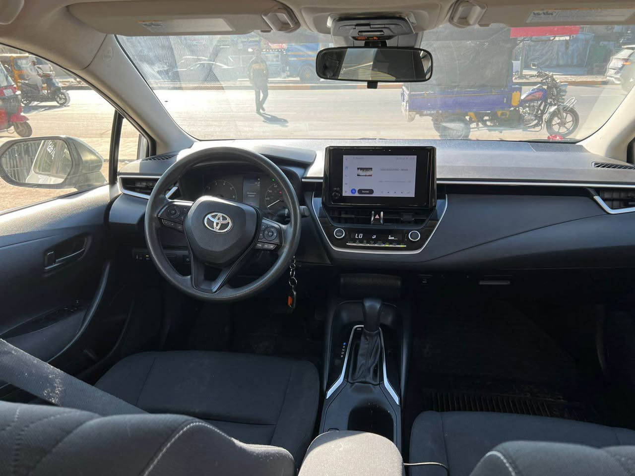 السلام عليكم للبيع كورلا هايبرد وارد أمريكي ياباني 2024ماشيه21مواصفات Le حادثها جزء من الباب والجاملغ ونصبغ على كد الضرر فقط والجاملغ الخلفي فقد بارد على كد الضرر  بدون اي تبديل السياره رقم بغداد بأسمي السعر160وبيها مجال العنوان الشعب *********** بغداد, العراق
